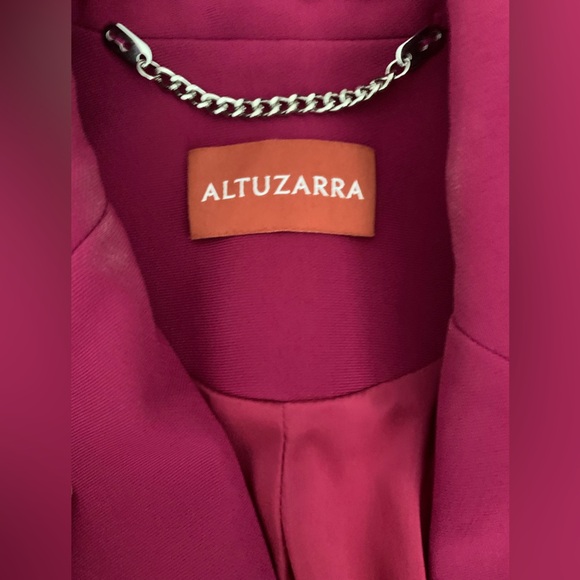 Altuzarra's 'Fenice' cady blazer in mulberry purple - Picture 7 of 9